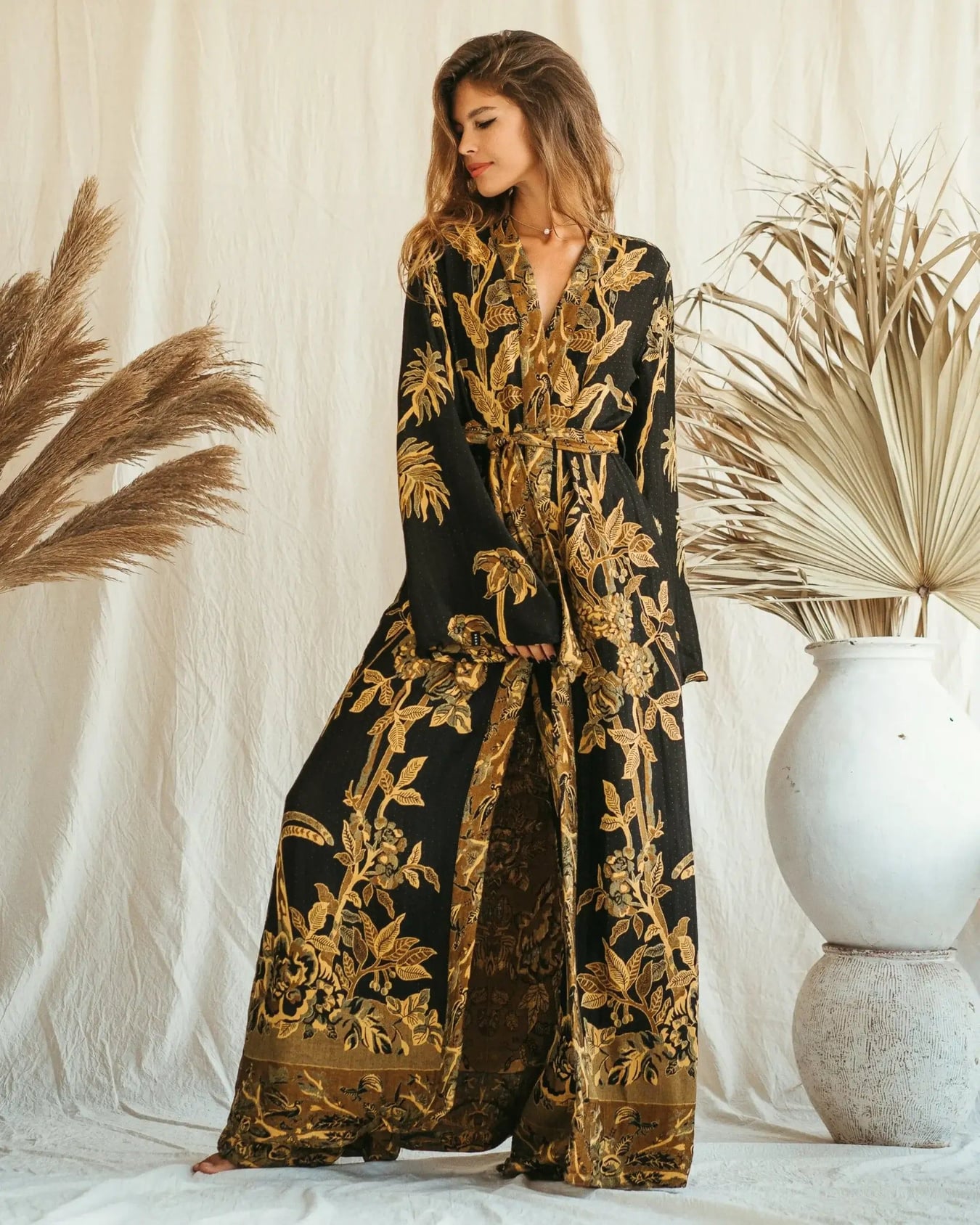 444_c5a519de97_sunflower_power_-_maxi_kaftan_3-1350x0