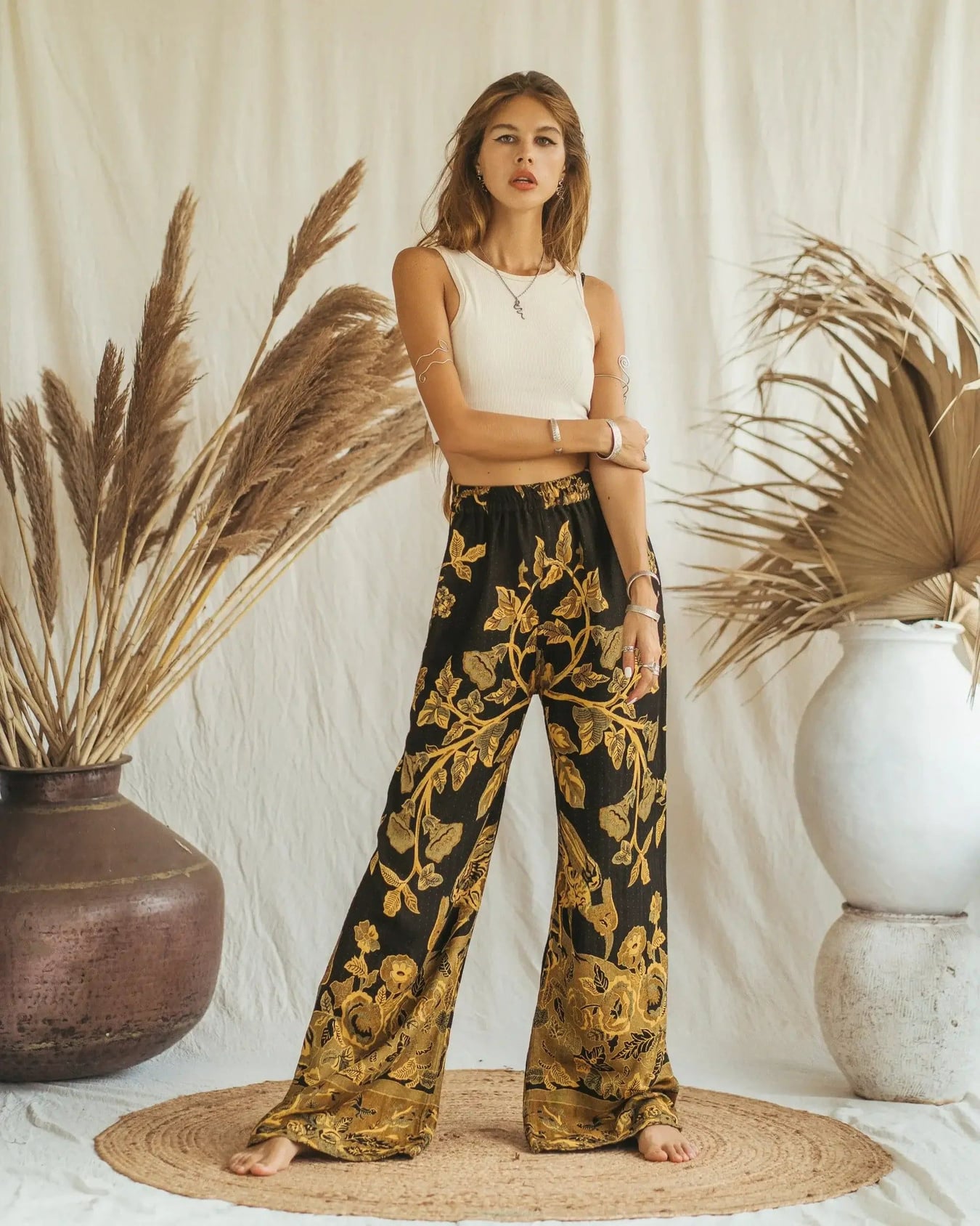 445_21fae35d0a_sunflowerpower-pants1-1350x0